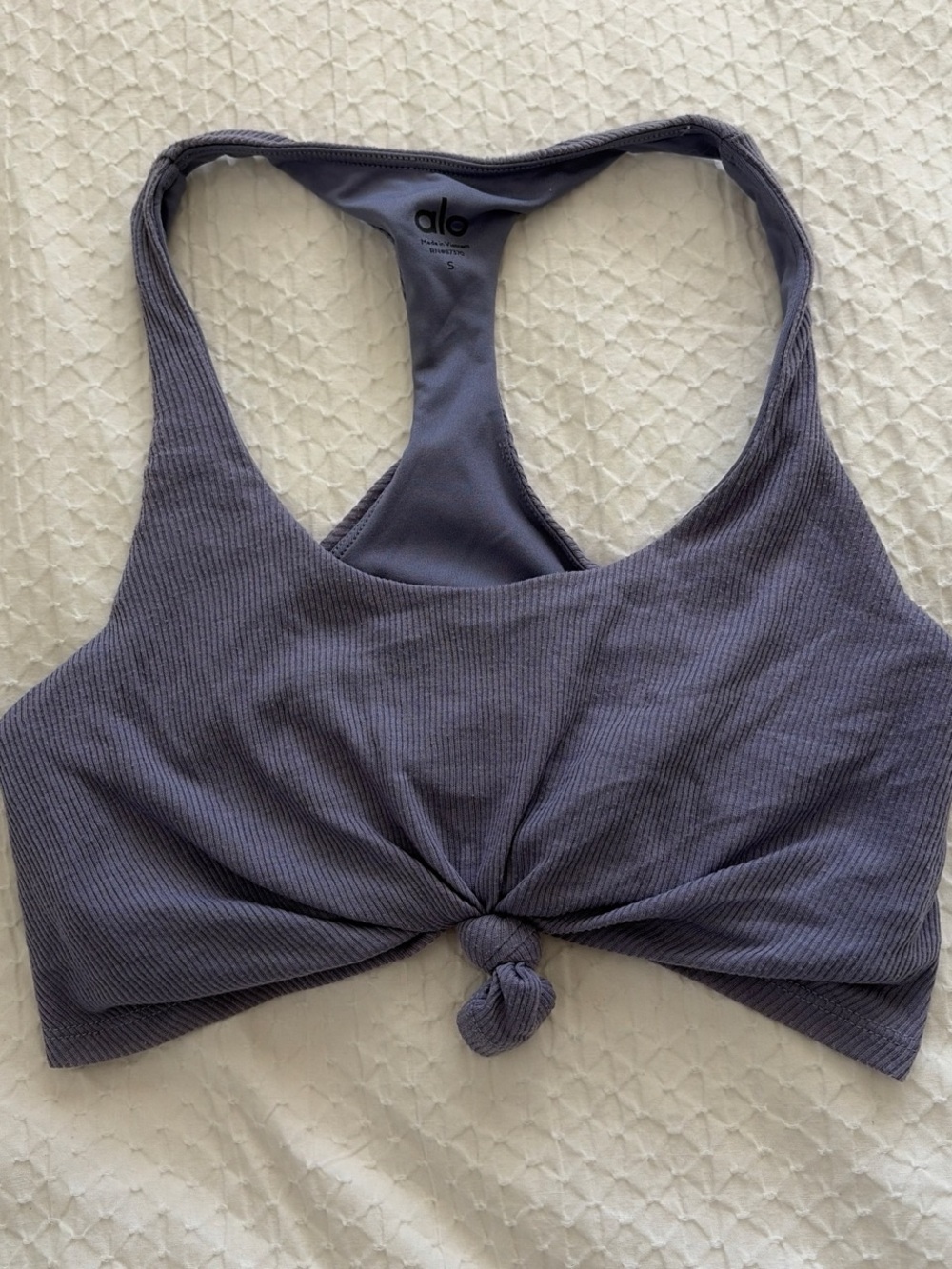 ALO Yoga Knot-Front Ribbed Sports Bra - Slate
